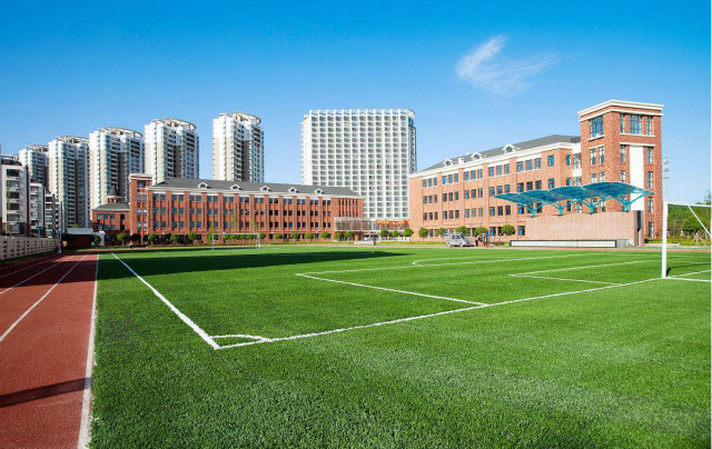学校